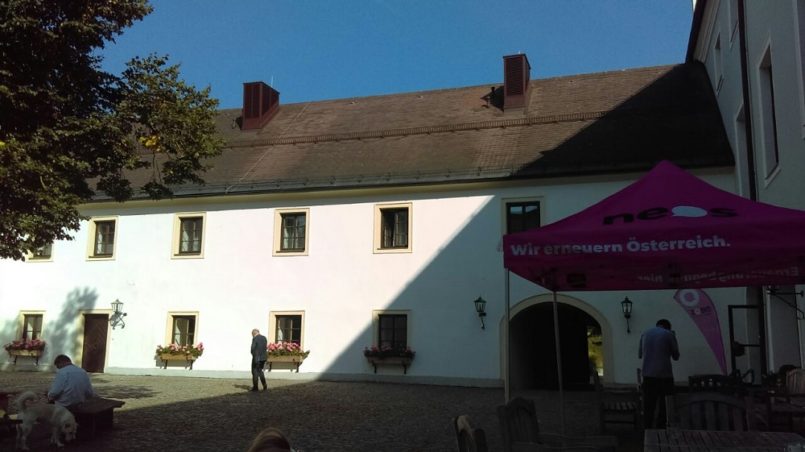 NEOSlab Summer School - Das Schloss