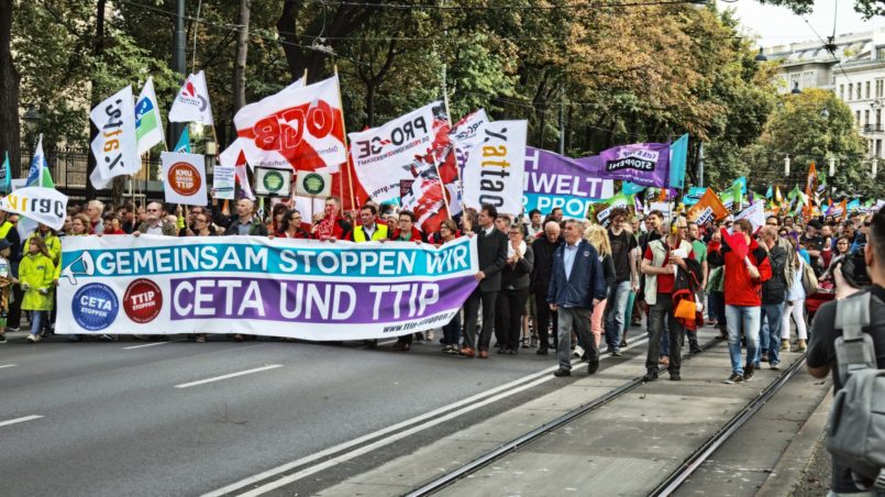 Demonstration gegen TTIP und gegen CETA