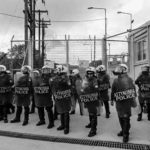 Griechische Polizei gegenüber des Moria Abschiebezentrums