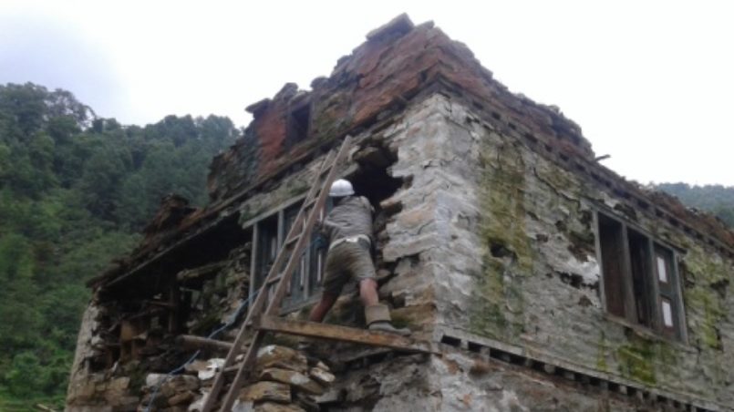 Some of destroyed houses by earthquake and headquarter of Sindupalchok district (Chautara).