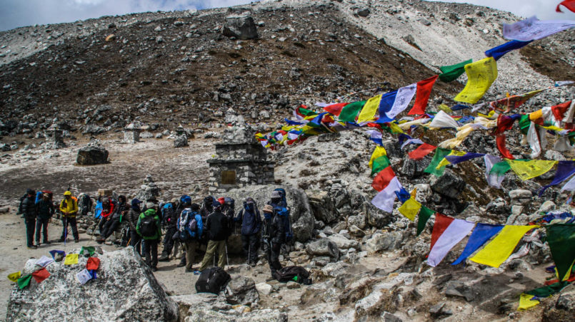 Indian army at memorial to fallen climbers and sherpas