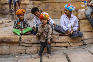 Children street performance-