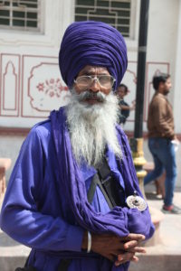 Sikh_devotee_2