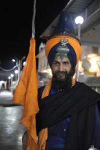 Sikh_devotee_7
